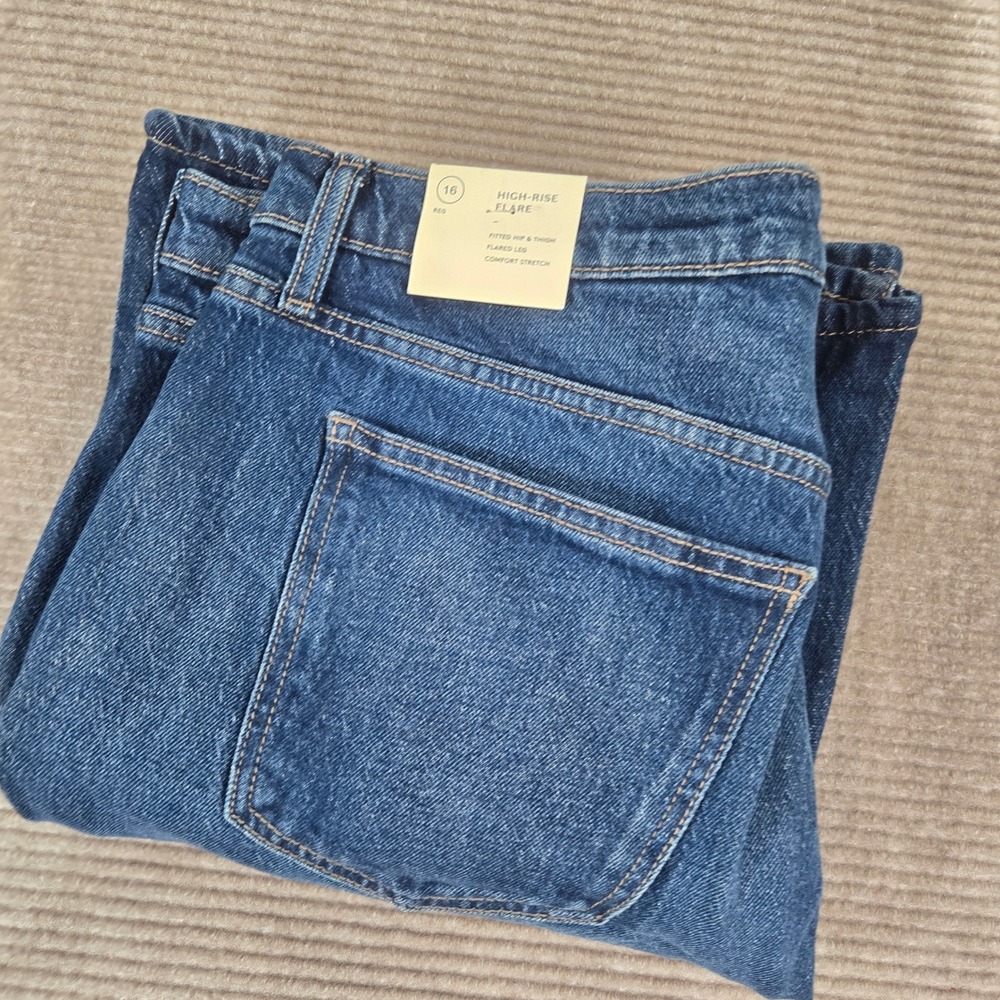Universal Thread Womens 16/R Blue High Rise Flare Comfort Stretch Jeans